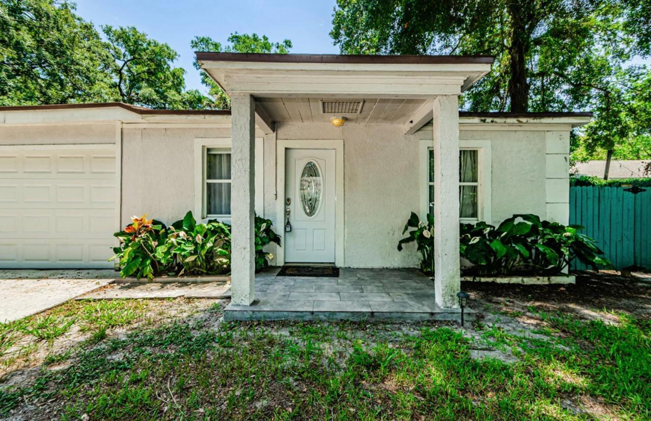 Beautiful Pool House In Old Seminole Heights! Villa Tampa Exterior photo