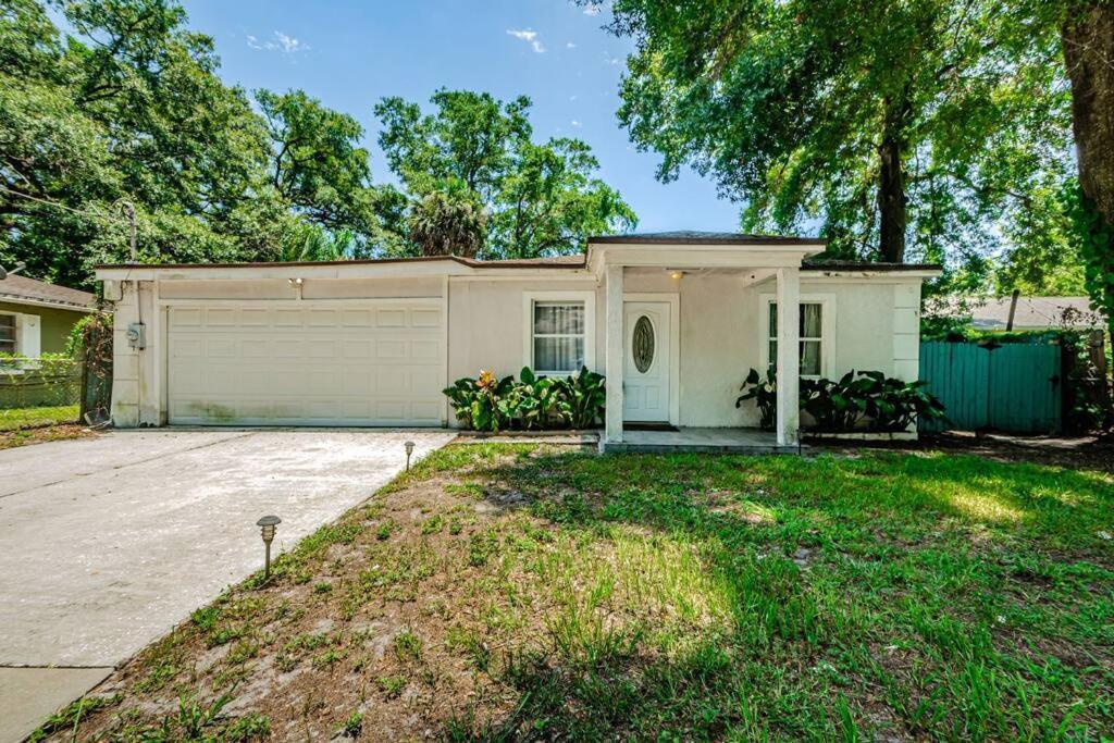 Beautiful Pool House In Old Seminole Heights! Villa Tampa Exterior photo